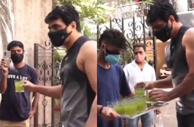 कोरोना काल में सड़क पर निकले सोनू सूद, लोगो को पिलाया शरबत, प्रधानमंत्री बनने पर कही ये दिल जीत लेने वाली बात