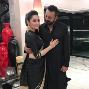 Bollywood के 5 फेमस सितारे जिन्होनें की है खूद से आधी उम्र वाली लड़की से शादी, पाँचो नाम हैं हैरान करने वाले