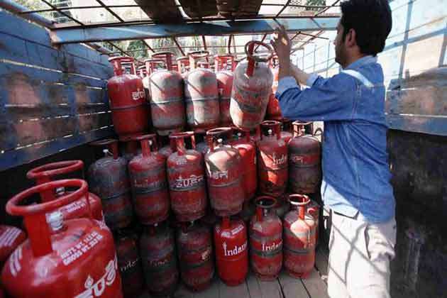 1600 रुपए का Lpg सिलेंडर अब आपको मिल सकता है फ्री, बस होने चाहिए ये दस्‍तावेज