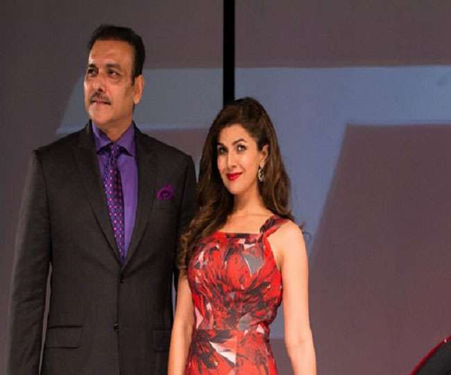 Nimrat Kaur के साथ है Ravi Shastri का अफेयर? हेड कोच ने खुद किया खुलासा