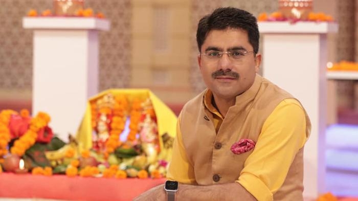 रवीश कुमार के बारे में क्या सोचते थे रोहित सरदाना, सरेआम लाइव चैट शो में लगाई थी फटकार