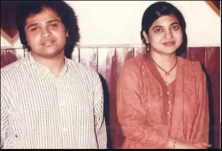 हिमेश रेशमिया से लेकर नेहा कक्कड़ तक, इन सिंगर्स को पुरानी फोटोज में पहचानना है मुश्किल, देखें तस्वीरें