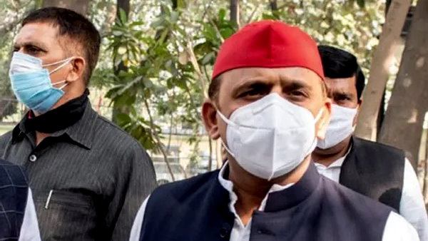 हरकत में आए अखिलेश यादव, पार्टी के 11 जिला अध्यक्षों को किया पद से निलंबित, जानिए क्या थी वजह