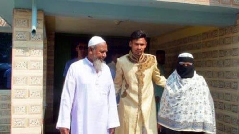 दुनिया भर में फेमस इन खिलाड़ियों ने अपनी बहनों को ही बना लिया अपनी पत्नी, शादी के बाद बिता रहे खुशनुमा जिंदगी