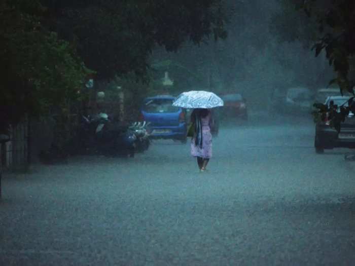 Imd Weather Report: दिल्‍ली -Ncr में रहेगा सूखा मगर यूपी समेत इन राज्‍यों में आज जमकर होगी बारिश