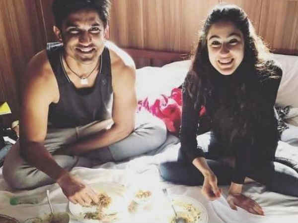 सुशांत को याद कर भावुक हुईं सारा अली खान और कृति सेनन, शेयर किया ये भावुक पोस्ट