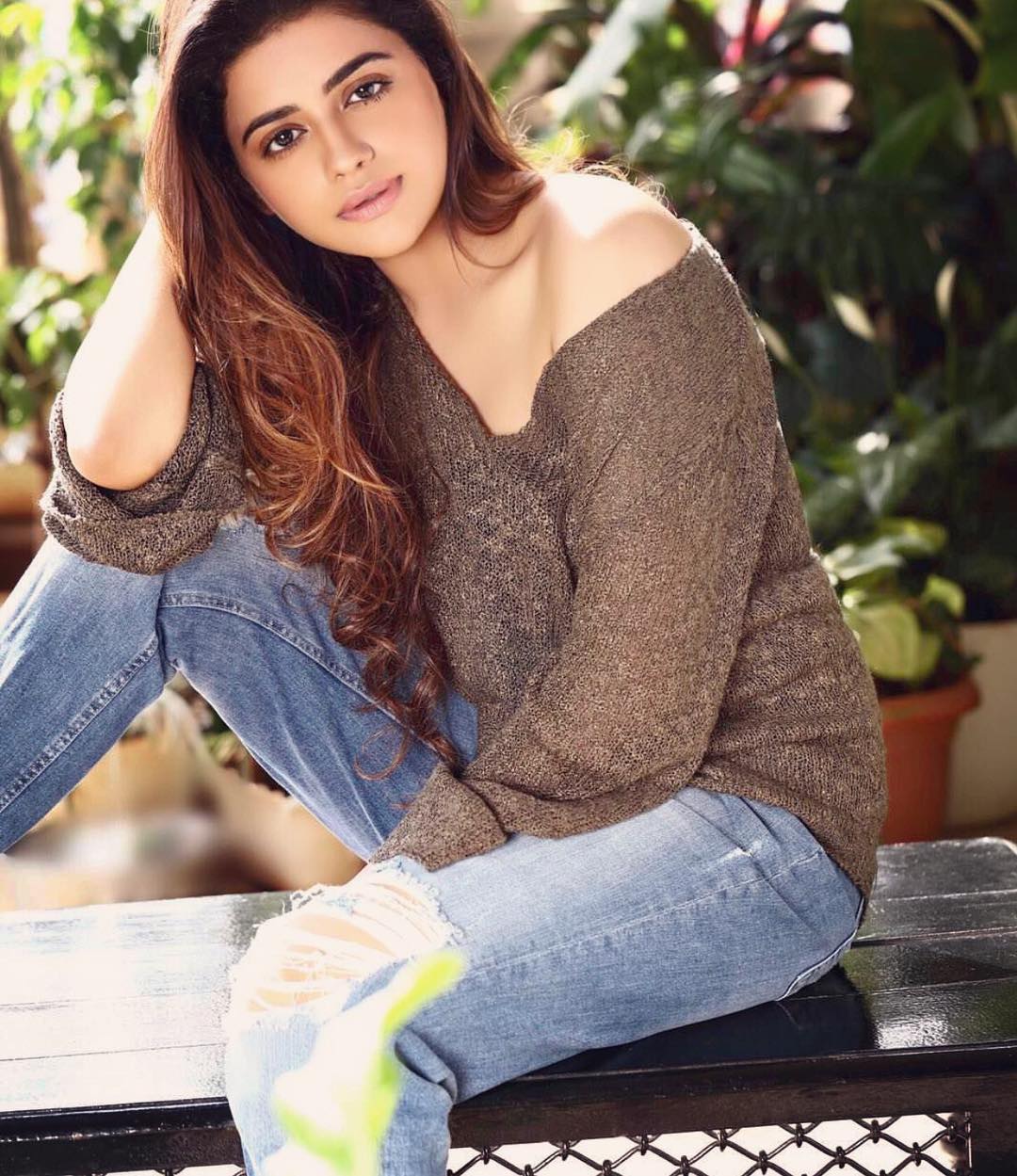 Ravi Kishan की बेटी है बेहद खूबसूरत, बॉलीवुड एक्ट्रेस को देती है मात,
