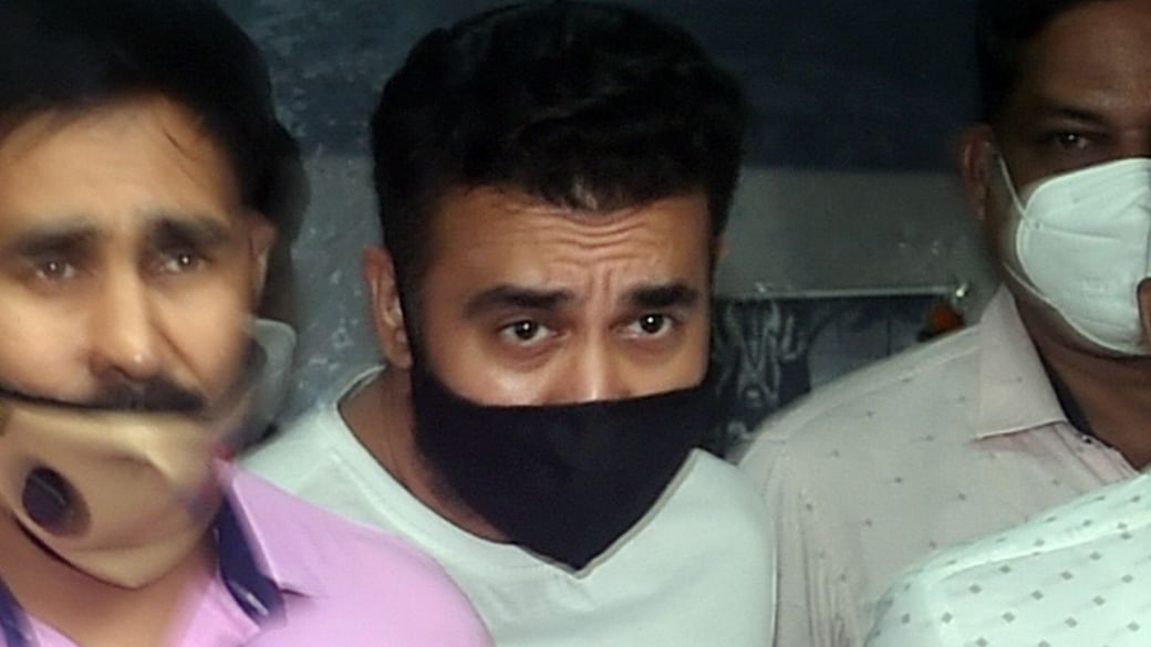 शिल्पा शेट्टी के पति का एक और काला राज आया सामने, पोर्नोग्राफी के बाद एक और केस दर्ज