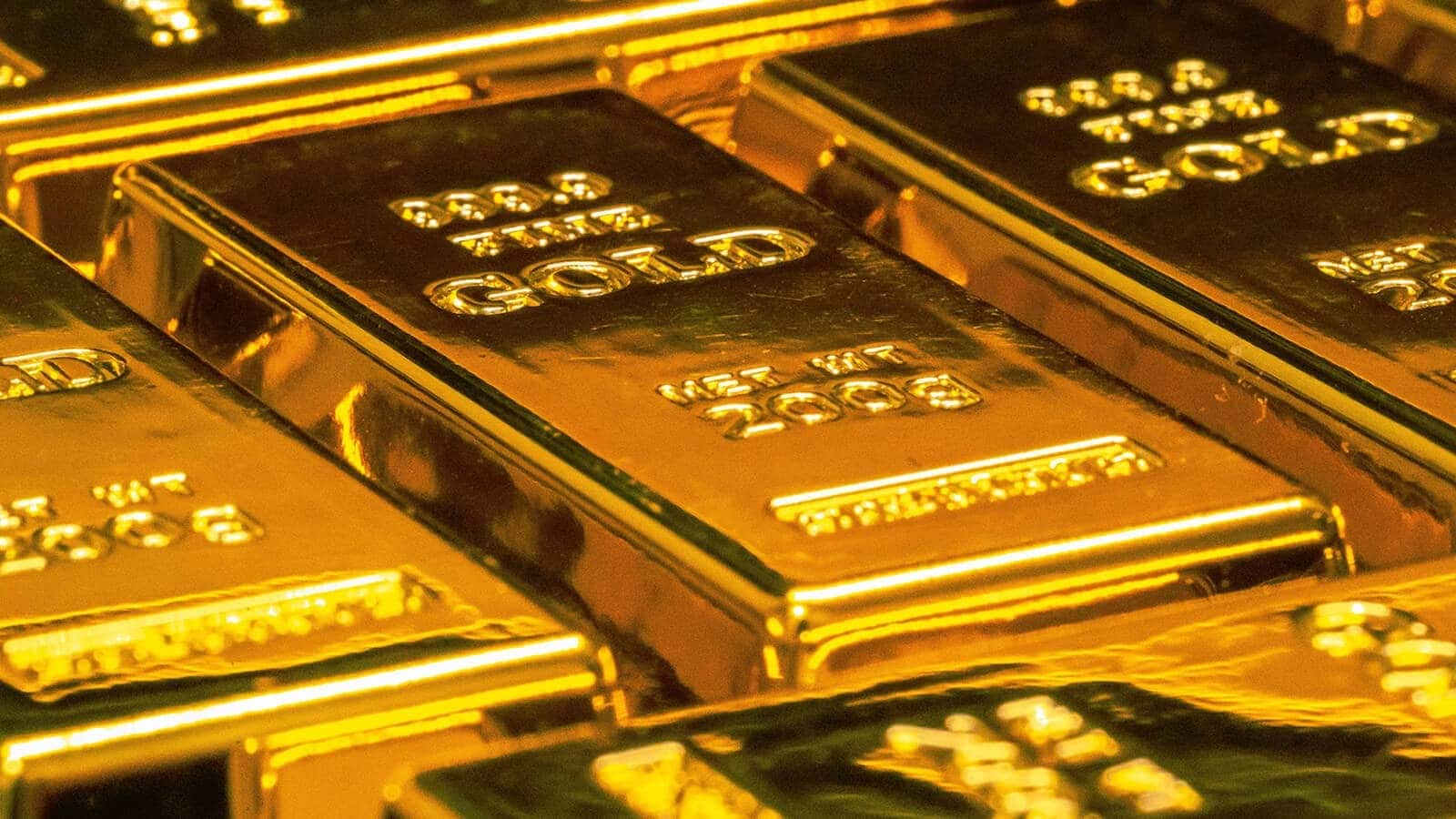 Gold Price: सोने की कीमत में आई अब तक की सबसे बड़ी गिरावट, जल्दी खरीदें फिर बढ़ने वाले हैं दाम