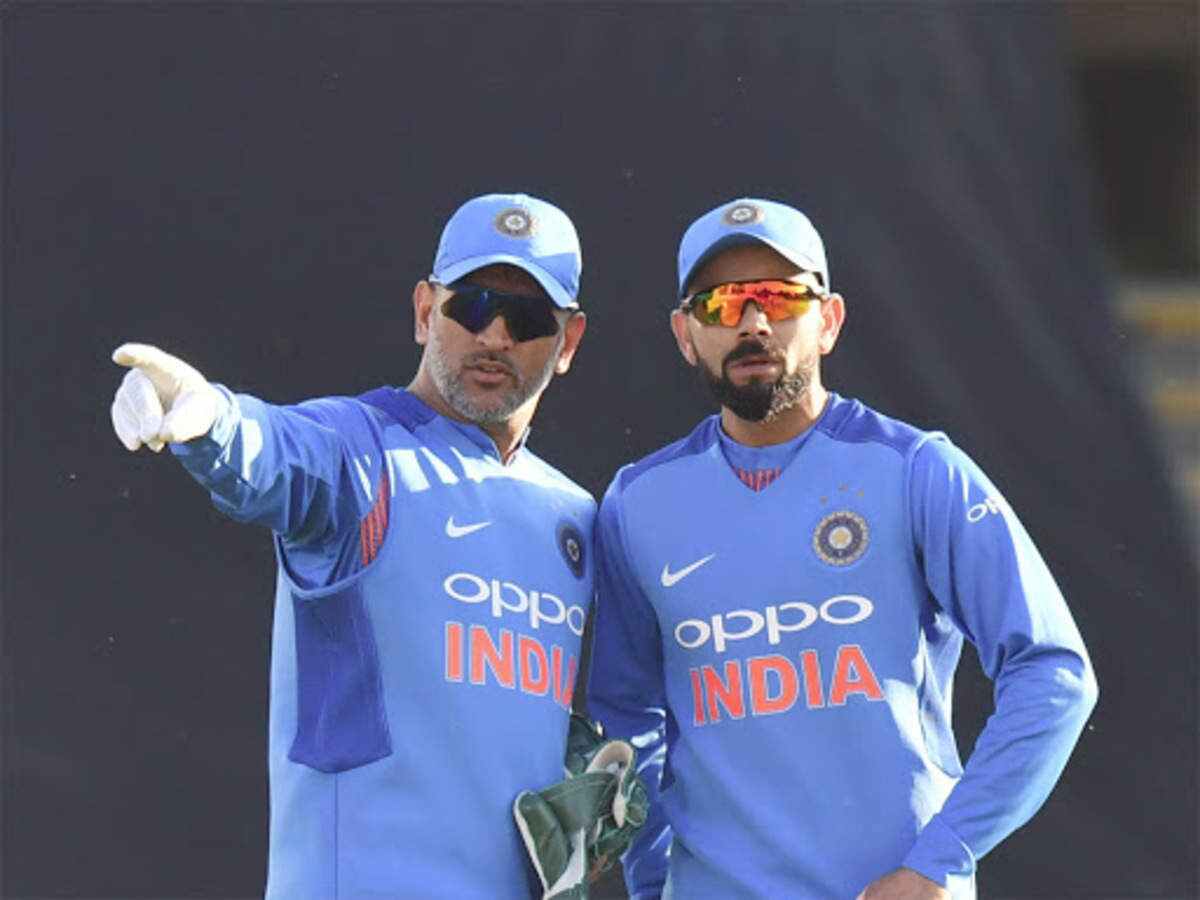 विराट कोहली के भाई और बहन ने इस तरह दी धोनी को जन्मदिन की बधाई, वायरल हुआ पोस्ट