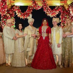प्रियंका चोपड़ा सास डेनिस जोनास से सिर्फ इतने साल हैं छोटी, साथ में लगती हैं देवरानी-जेठानी
