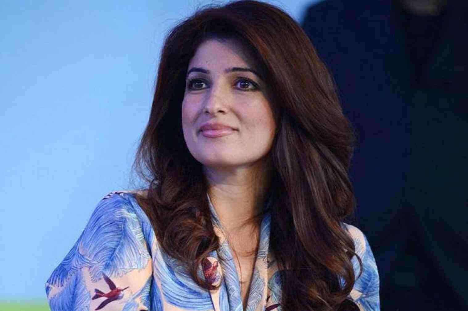 पिता का प्यार पड़ा पति पर भारी, इन बॉलीवुड अभिनेत्रियों ने इस वजह से नहीं अपनाया पति का नाम, जानिए इनके 'सरनेम' के पीछे की कहानी?
