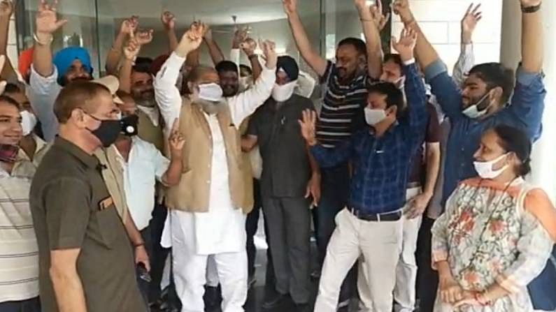 Tokyo Olympics 2020: नीरज चोपड़ा के पास कभी जेवलिन खरीदने तक के नहीं थे पैसे, संघर्षपूर्ण रहा है गोल्ड जीतने का सफर
