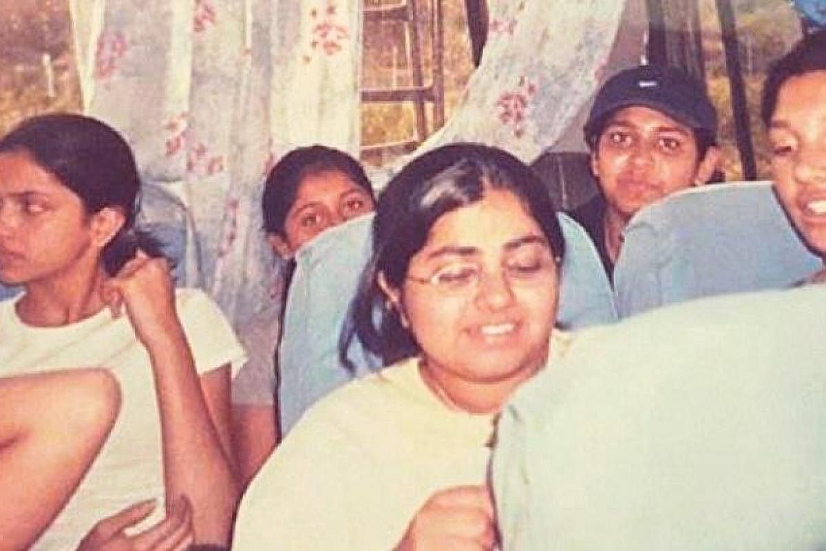 काफी काम पढ़े-लिखे हैं बॉलीवुड के ये सितारे, कुछ ने तो कॉलेज की शक्ल तक नहीं देखी है