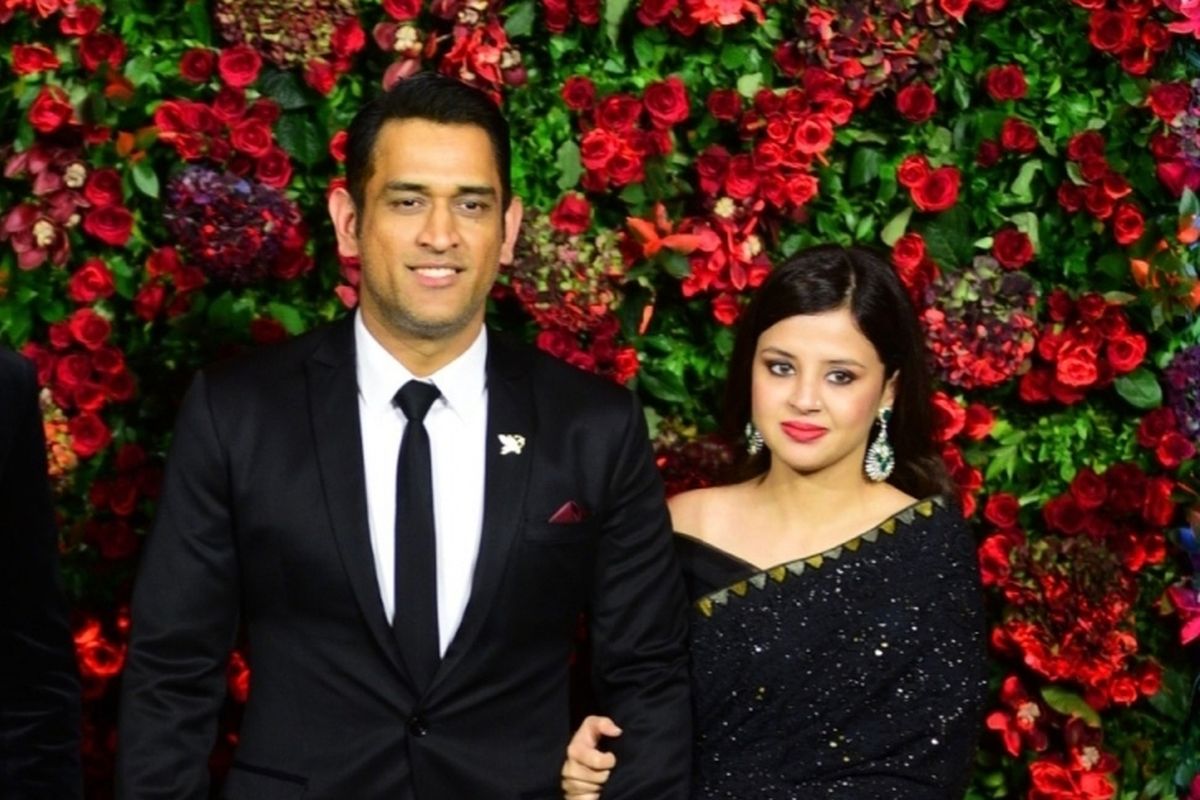 Ms Dhoni: साक्षी धोनी का खुलासा, जल्द ही इस वेब सीरीज में दिखेंगे महेंद्र सिंह धोनी, कर रहे हैं बॉलीवुड डेब्यू