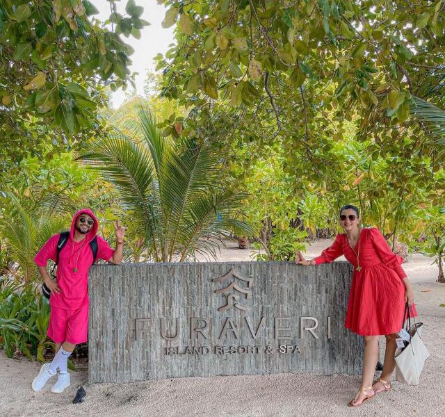 पति संग मालदीव पहुंची गौहर खान, रेड ड्रेस में शेयर की हॉट तस्वीरें