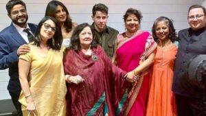 प्रियंका चोपड़ा सास डेनिस जोनास से सिर्फ इतने साल हैं छोटी, साथ में लगती हैं देवरानी-जेठानी