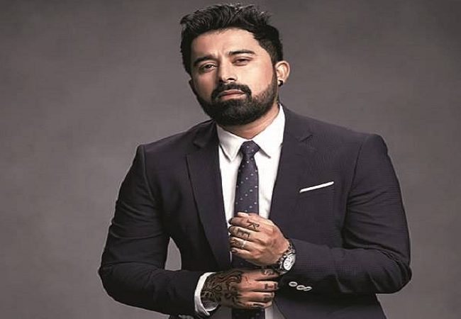 हर बार 'बिग बॉस' का ऑफर ठुकरा देते हैं ये बॉलीवुड सितारे, सलमान खान के सामने आने से लगता है डर?