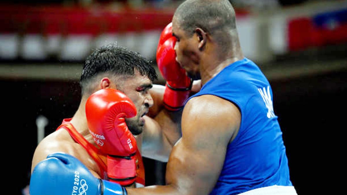 Tokyo 2020: 7 टांके लगने के बाद भी भारत के लिए पदक जीतने उतरे मुक्केबाज सतीश कुमार, जीता 130 करोड़ भारतीयों का दिल