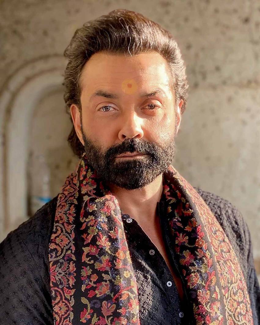 सबके सामने रोते हुए बॉबी देओल ने कहा- मैं स्टारडम को भुना सका, हो गया फेल