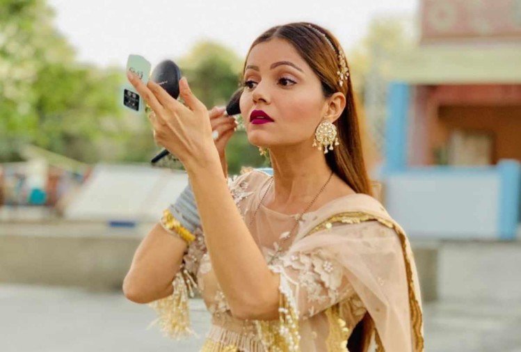 इन पहाड़ी ब्यूटीज ने टीवी पर खूबसूरती के साथ हॉटनेस के भी लगाए तड़के, देखें तस्वीरें