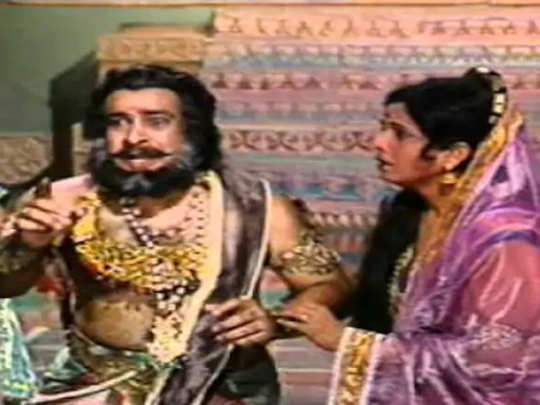 असल जिंदगी में पती-पत्नी है 'रामायण' के दशरथ और कौशल्या, कर चुके है कई फिल्मों में काम