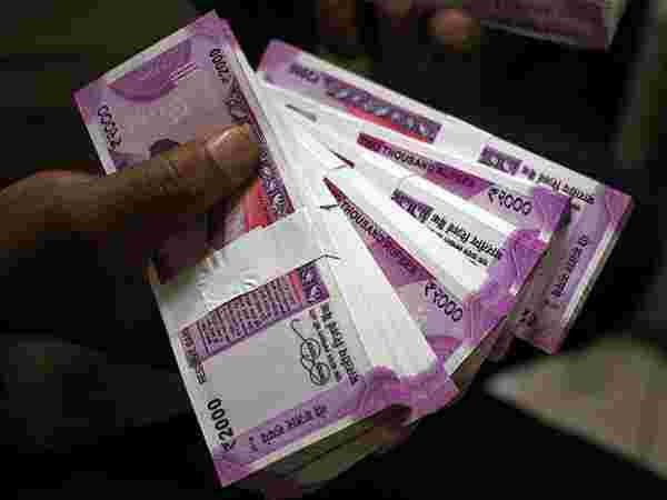 Indian Currency: अगर आपके पास है 25 पैसे का ये सिक्का तो पल भर में बन सकते हैं लखपति, जानिए क्या है तरीका?