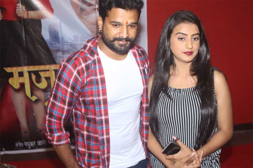 अक्षरा सिंह ने इस सिंगर खिलाफ दर्ज किया था केस, लगाया था ये ऐसा घटिया आरोप...