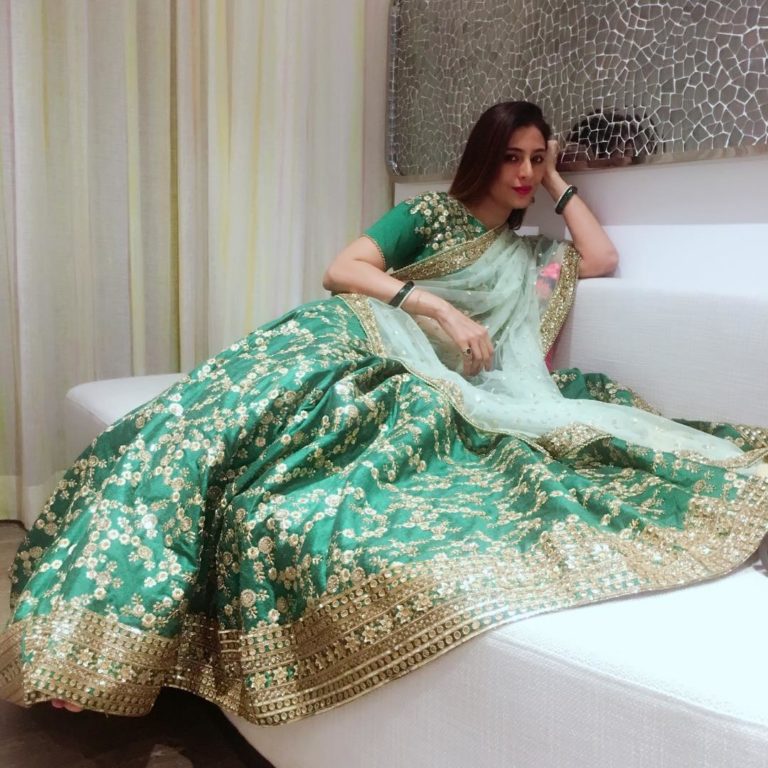 जानिए कितनी लग्जीरियस लाइफ जीती हैं तब्बू ? इस एक्टर की वजह से आज तक नहीं कि शादी
