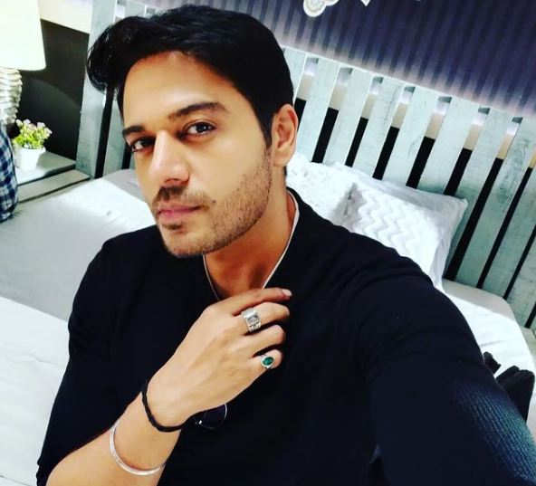 ‘अनुपमा’ फेम अनुज कपाड़िया यानी गौरव खन्ना ने इनसे की है शादी, जो दिखने में है हॉट एंड बोल्ड