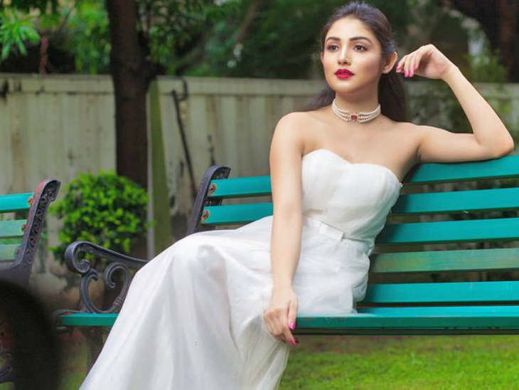 Bb15: इन कंटेस्टेंट्स का घर में जाते ही जोश पड़ा ठंडा, फैंस ने दिया बोरिंग सदस्य का टैग...