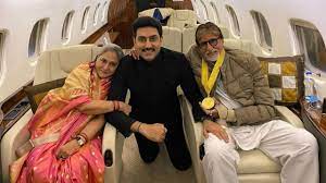 ये स्टार्स हैं प्राइवेट जेट के मालिक, इस एक्टर के घर में एक नहीं दो-दो हैं चार्टर्ड प्लेन