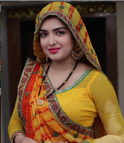 फेमस होने के बाद आम्रपाली दुबे ने बढ़ाई फीस की रकम, जानिए एक फिल्म का लेती हैं कितना