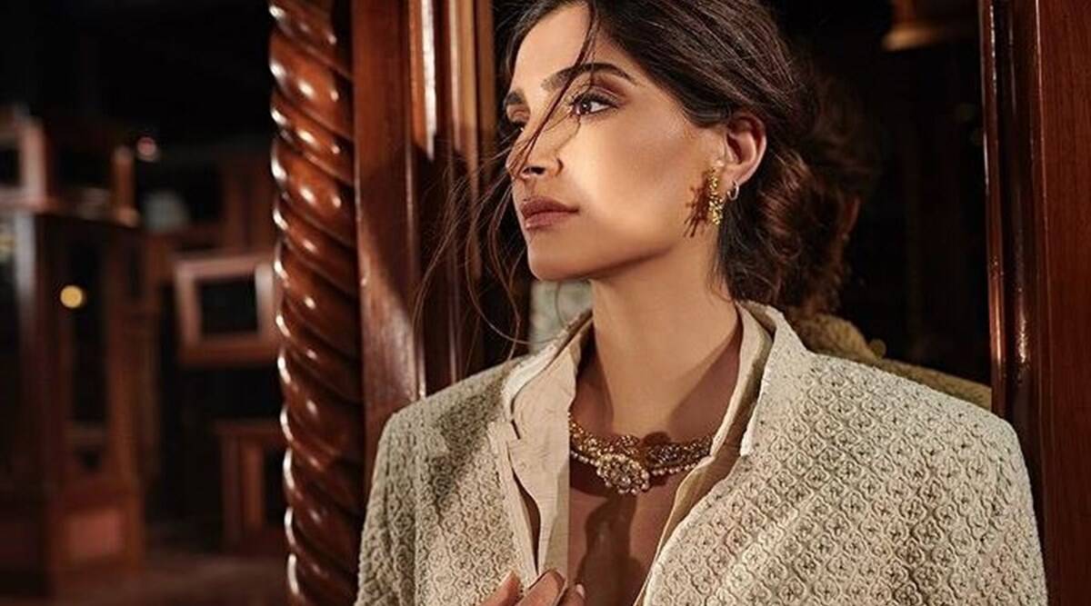 स्टार बनने से पहले कम पैसो पर ये काम किया करते थे अक्षय, रणवीर और नवाजुद्दीन समेत ये बॉलीवुड सितारें