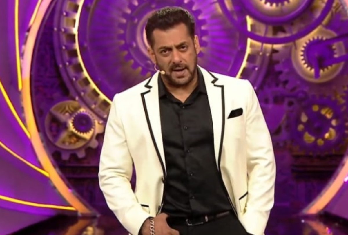 Bb15: इन कंटेस्टेंट्स का घर में जाते ही जोश पड़ा ठंडा, फैंस ने दिया बोरिंग सदस्य का टैग...