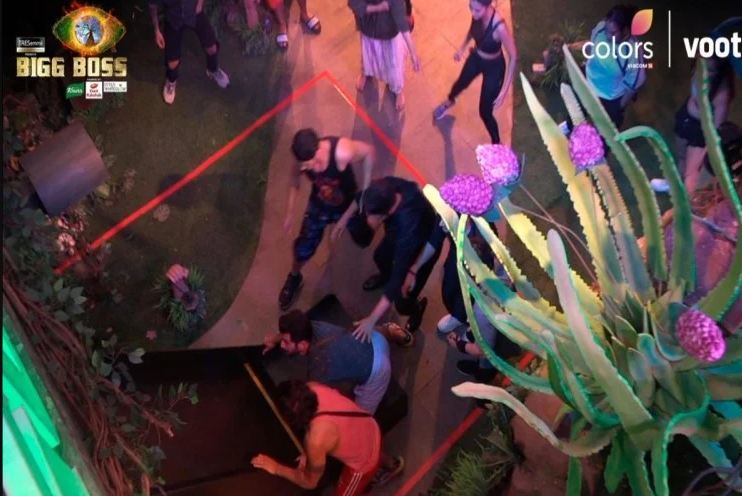 बीबी हाउस के मुख्य घर में इन कंटेस्टेंट को मिली एंट्री, ‘तेजरन’ ने साथ में जीता टास्क