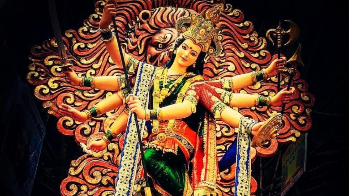 Navratri 2021 Muhurat: आज घोड़े पर होगा मां दुर्गा का आगमन, जानें कलश स्थापना का उत्तम मुहूर्त और पुजा विधि
