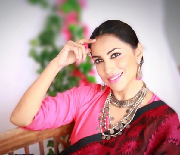 Ncb  डायरेक्टर समीर वानखेड़े की पत्नी हैं सुपर हॉट, इस स्टार के साथ कर चुकी हैं काम