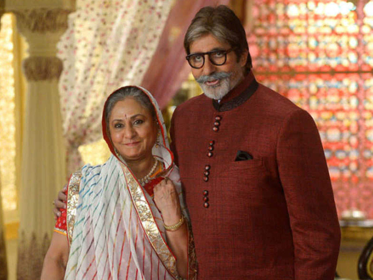 बेहद खास अंदाज में बिग बी ने अपनी धर्मपत्नी जया को विश किया करवाचौथ, शेयर की फोटो