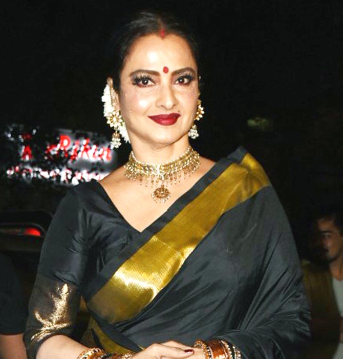 जब रेखा ने दोस्तों से एक्ट्रेस बनने की जताई थी इच्छा, मजाक उड़ाते हुए उन्होंने कही थी ये बात...