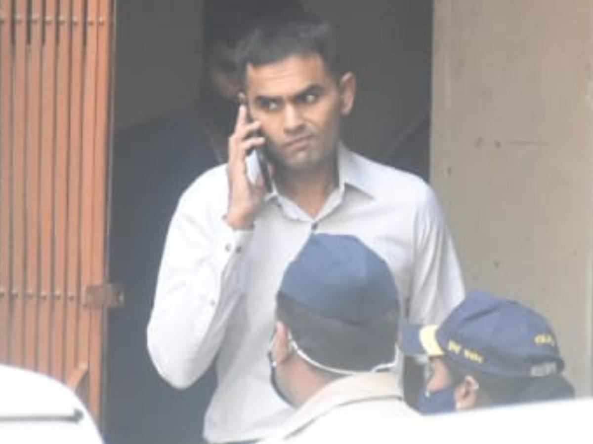 Aryan Khan Case : 'मेरी मां मुस्लिम थीं तो क्या अब आप उन्हें भी मामले में घसीटना चाहते हैं?' भड़के समीर वानखेड़े ने दिया करारा जवाब