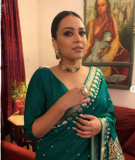 स्वरा भास्कर उल्टा कोट पहन सोशल मीडिया पर हुईं ट्रोल, एक यूजर ने कहा- लेडी रणवीर सिंह