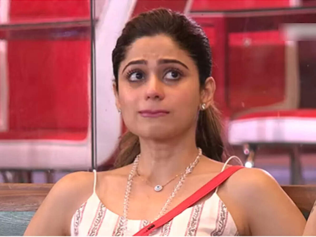 Bigg Boss 15: शमिता शेट्टी को Kiss करना चाहता है भूत, बिग बॉस को हुआ `बेबी` से प्यार