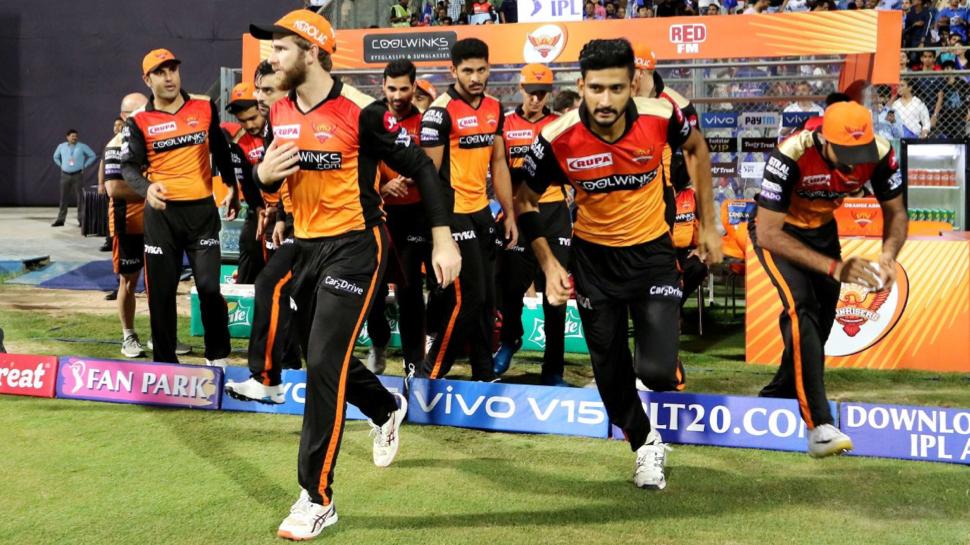 Ipl 2022 Retention : इन 4 धाकड़ खिलाड़ियों के साथ Srh करेगी नए सीजन की शुरुआत, इस मैच विनर खिलाड़ी दिखा सकती है बाहर का रास्ता