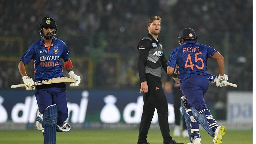 Ind Vs Nz : नियमित कप्तानी में मिली पहली जीत से भी खुश नहीं हैं रोहित शर्मा, खिलाड़ियों को लेकर कही ये बात