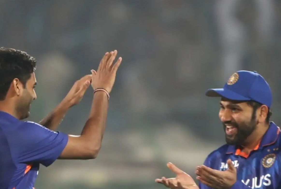 Ind Vs Nz : नियमित कप्तानी में मिली पहली जीत से भी खुश नहीं हैं रोहित शर्मा, खिलाड़ियों को लेकर कही ये बात