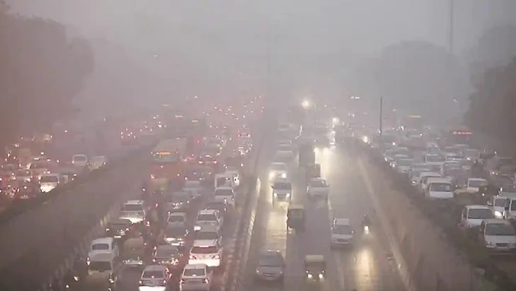 Air Pollution : हरियाणा सरकार ने दिया 4 जिलों में स्कूल बंद करने का आदेश, इन कामों पर भी लगाई रोक