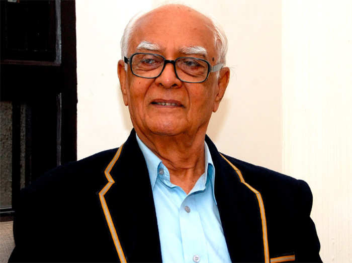 श्रेयश अय्यर से पहले , ये 15 भारतीय अपने डेब्यू टेस्ट मैच में लगा चुके है शतक 4 दीपक शोदन