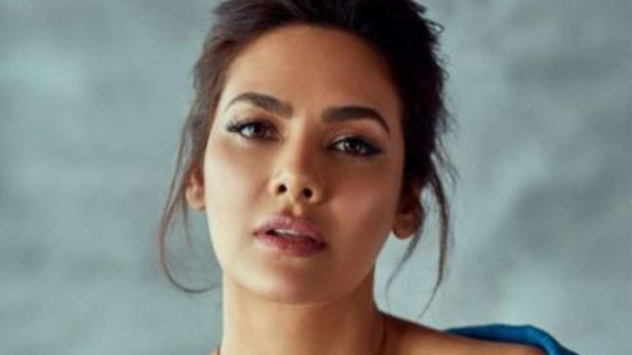 Esha Gupta