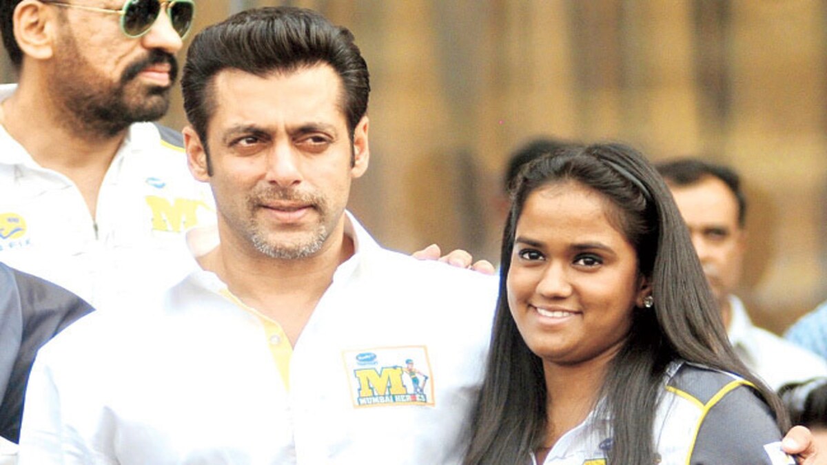 Salman Khan ने पूरा किया बहन अर्पिता से किया हुआ वादा, फैंस कर रहे हैं जमकर तारीफ